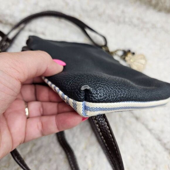 Chala Nautical Anchor Cell Phone Crossbody - Picture 8 of 11